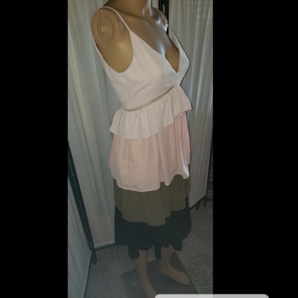 NWT**Gianni Bini Dress - Picture 3 of 7